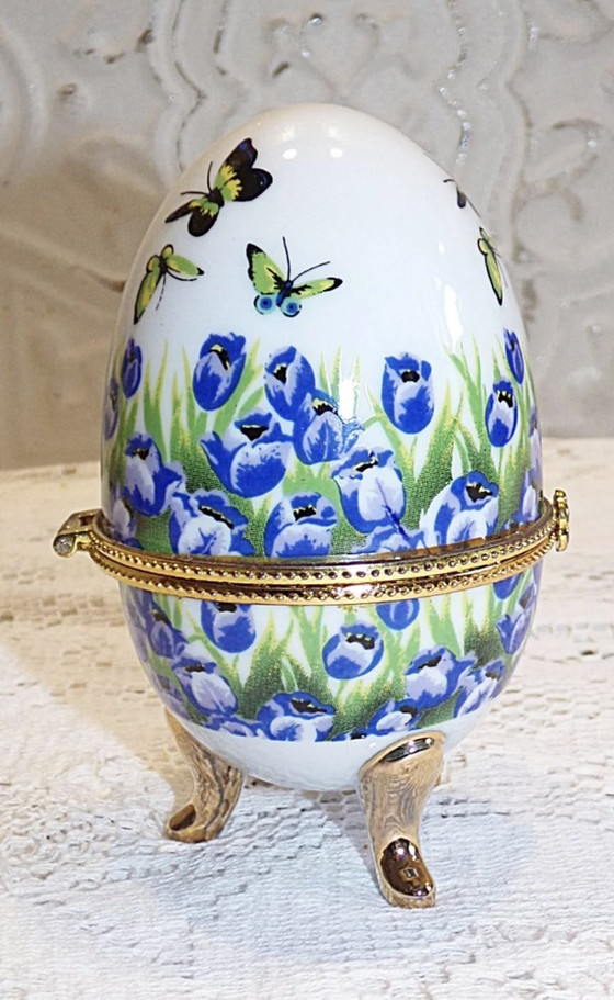 Image 1 of Fabergé Style Porcelain Egg On Feet