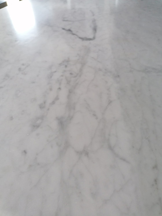 Image 1 of Table basse vintage en marbre de Carrare