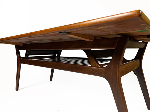 Danish coffee table in teak