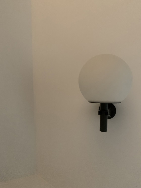 Image 1 of Philips wall lamp