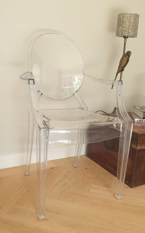 Image 1 of Fauteuil Kartell Louis Ghost (par Philippe Starck)