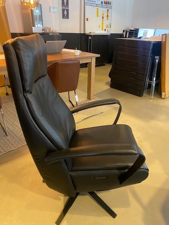 Image 1 of Leather recliner The Future TW218