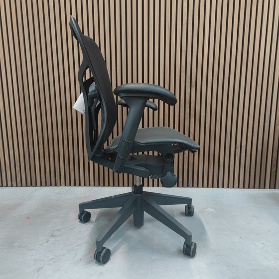 Image 1 of Herman Miller Mirra 2 Office Chair