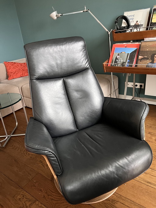 Hjort Knutsen swivel armchair