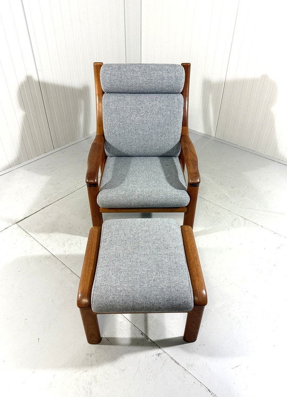 Image 1 of Sillón y reposapiés de teca Emc Furniture Dinamarca, década de 1970
