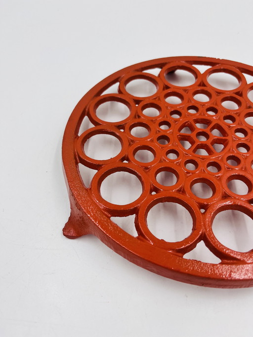 Cast iron trivet