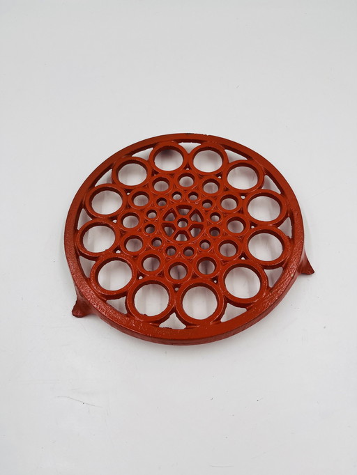 Cast iron trivet