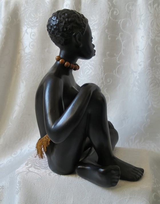 Image 1 of Female figurine Clay figurine