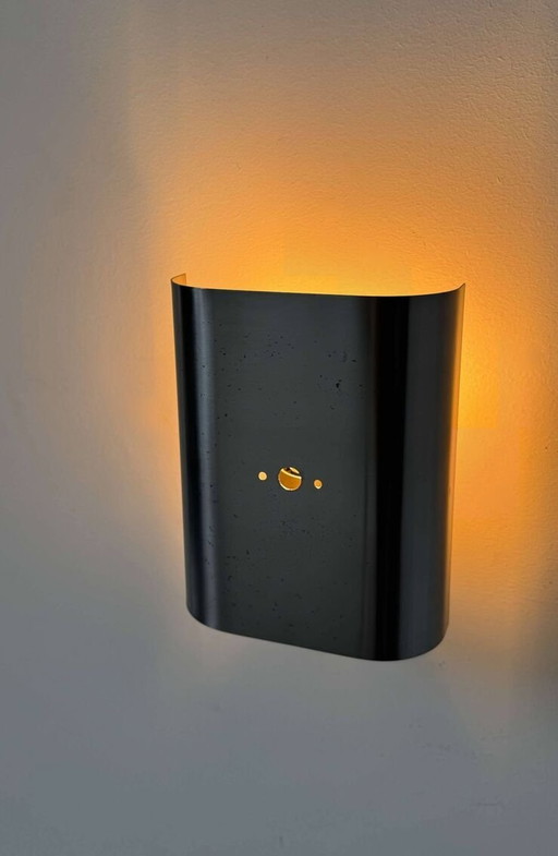 Lampada da parete vintage in metallo spazzolato curvo - Francia 1970