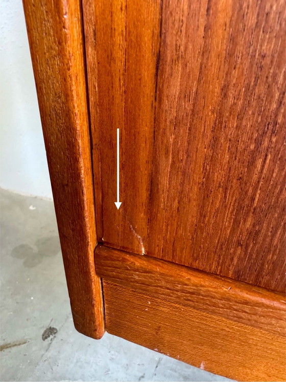 Image 1 of Credenza bassa danese vintage con 3 ante scorrevoli