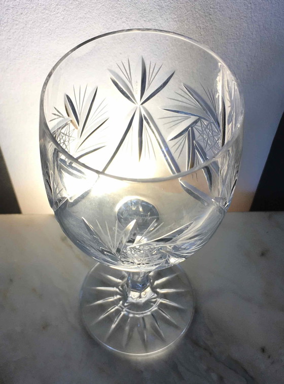 Image 1 of Juego de 12 copas de vino de cristal tallado de Bohemia 