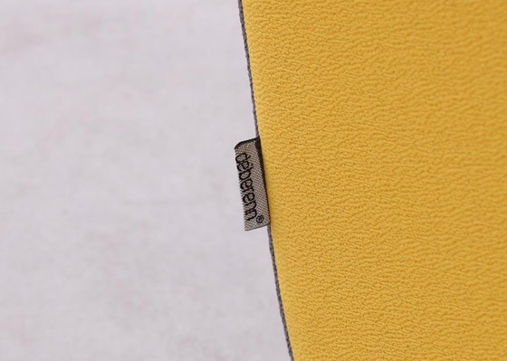 Image 1 of DeBerenn Aura armchair gray/yellow