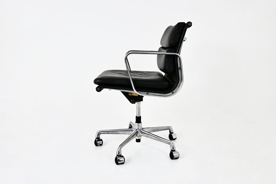 Image 1 of Leather Soft Pad Chair By Charles And Ray Eames For Icf, 1970S