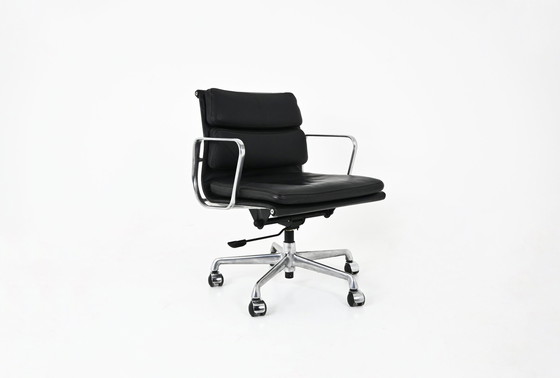 Image 1 of Leather Soft Pad Chair By Charles And Ray Eames For Icf, 1970S