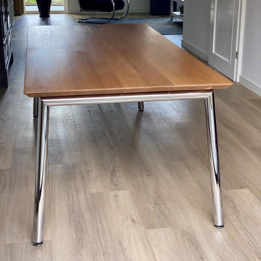 Design Dining Table