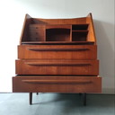 Scrivania vintage in teak