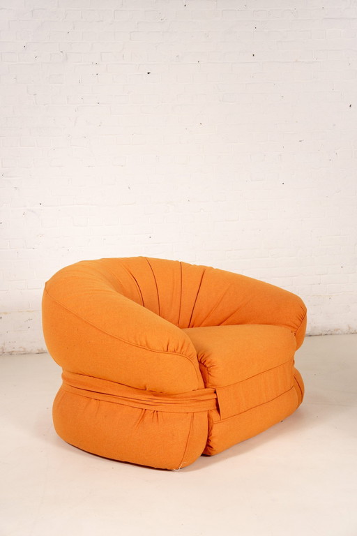 "Premiere" armchair by Adriano Piazzesi