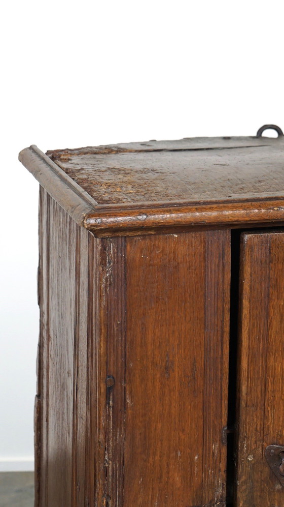 Image 1 of Spider Cabinet With Lock