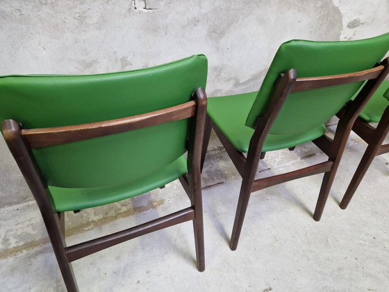 Image 1 of Ensemble de 4 chaises vintage reupholstered