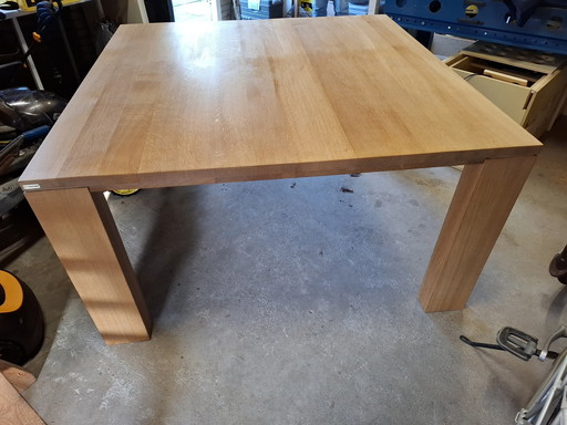 Heavy Table 140X140 Height 77 Cm