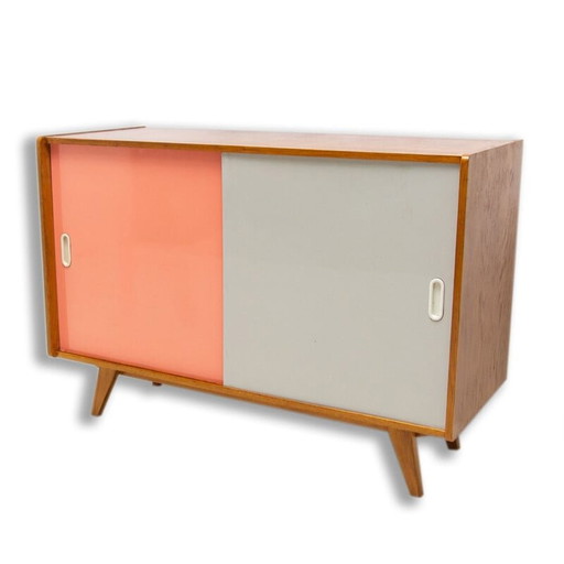 Vintage beech wood sideboard "U-452" by Jiří Jiroutek, Czech 1960