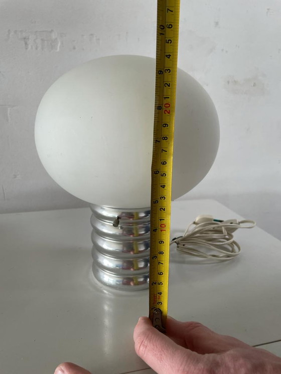 Image 1 of Lampe à poser en opaline