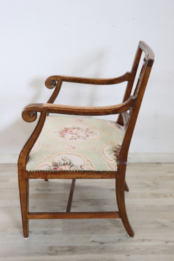 Image 1 of Sillón antiguo de madera, siglo XVIII