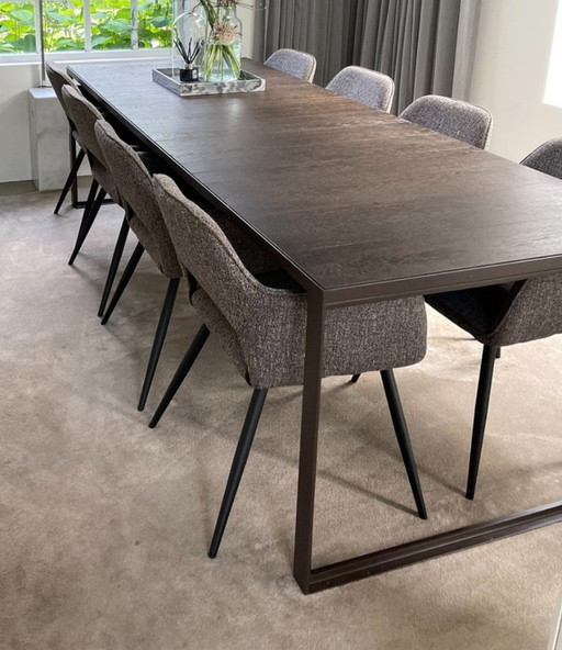 Ted Dining Table