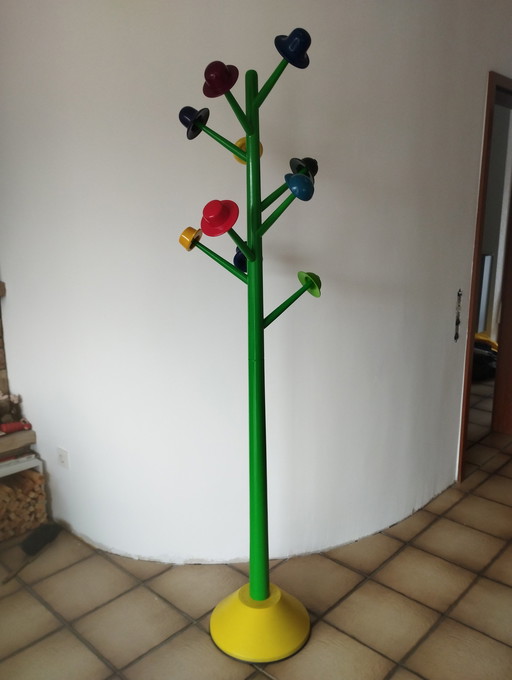 Origlia hat tree Ugo Nespolo clothes rack