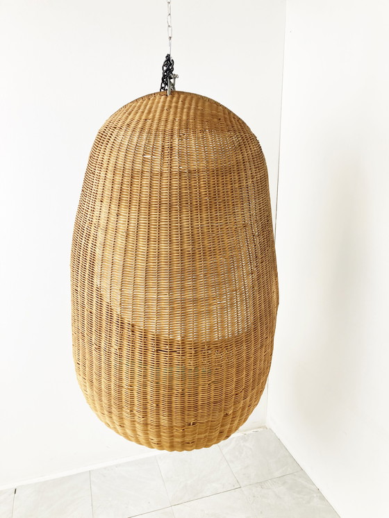 Image 1 of Hanging egg chair