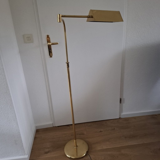 Standing Notary Lamp