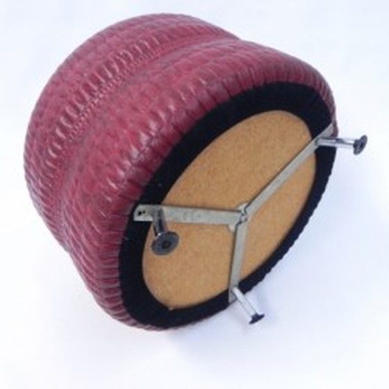 Image 1 of Pouf vintage sur 3 pieds