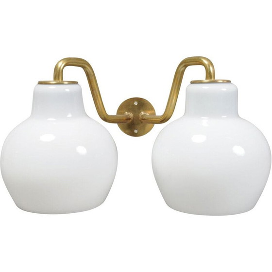 Image 1 of Pair of vintage opal glass and brass wall lamps by Vilhelm Lauritzen for Louis Poulsen, 1950