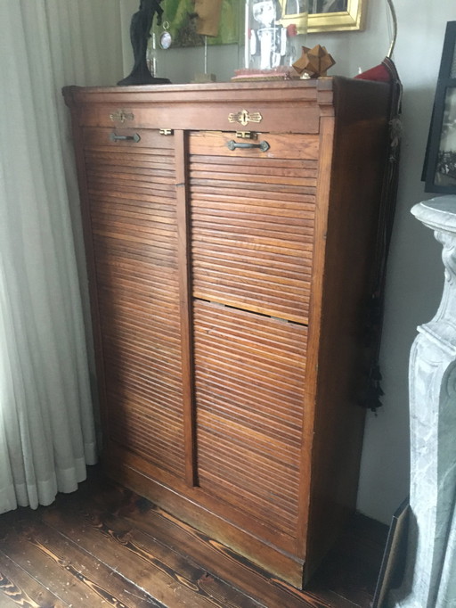 Armoire d'archives à volets roulants