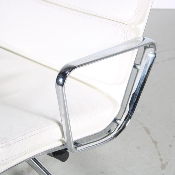 Image 1 of "EA222" Chair by Charles & Ray Eames for Vitra, Germany 1990