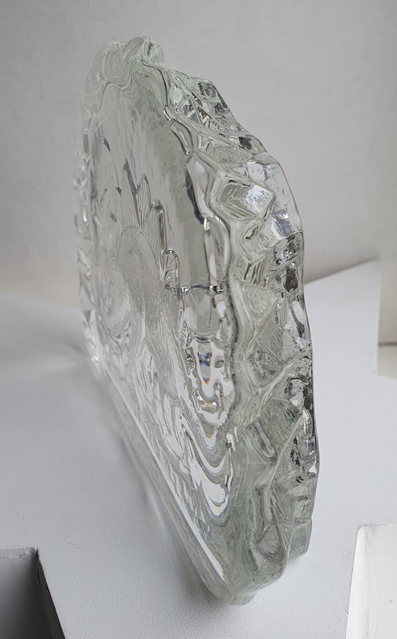 Image 1 of Sculpture en verre avec dinosaure