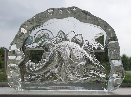 Image 1 of Sculpture en verre avec dinosaure