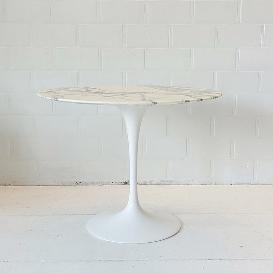 Image 1 of Knoll International Eero Saarinen Tulip Table Desk 90Cm Marble Arabescato