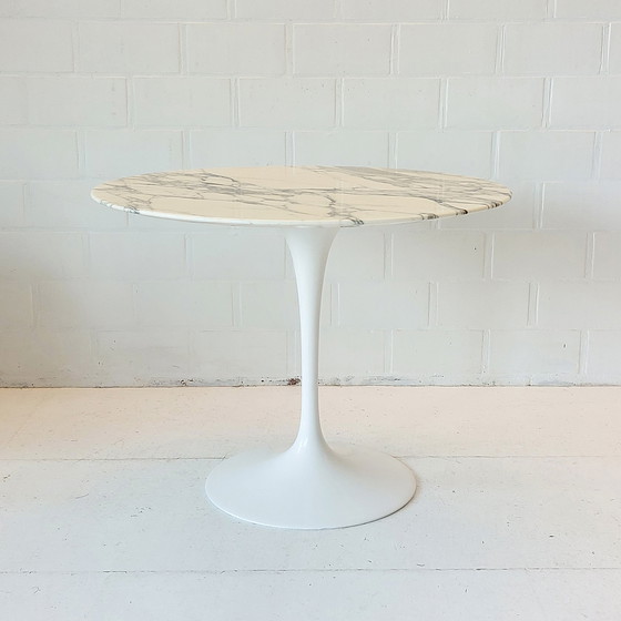 Image 1 of Knoll International Eero Saarinen Tulip Table Desk 90Cm Marble Arabescato