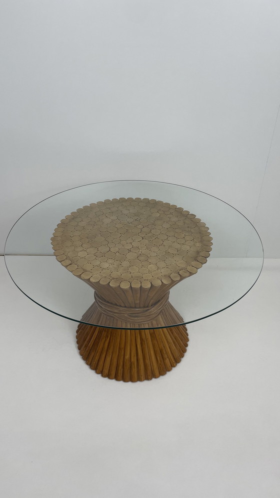 Image 1 of McGuire Furniture Company design Table basse en forme de gerbe de blé