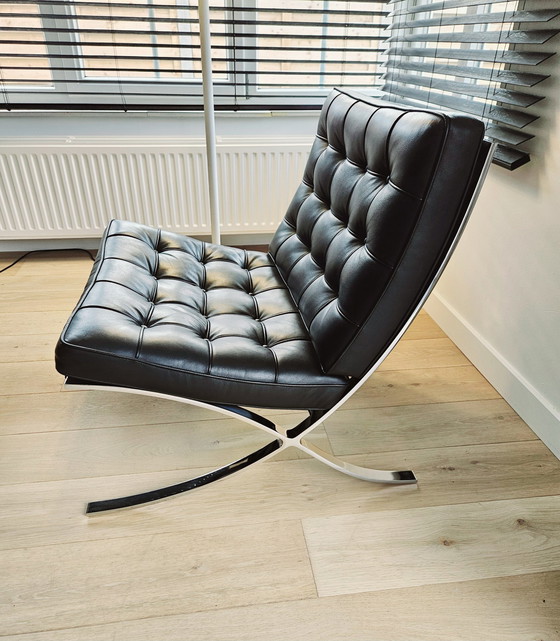 Image 1 of Barcelona chair - Ludwig Mies van der Rohe - Knoll International