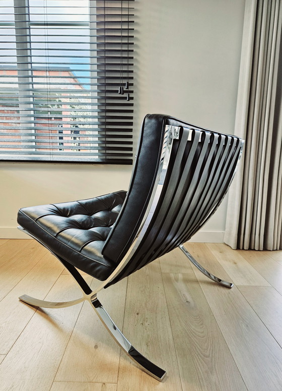 Image 1 of Chaise Barcelona - Ludwig Mies van der Rohe - Knoll International