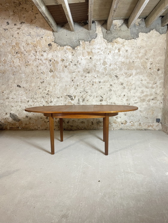 Image 1 of dining table W Laurence