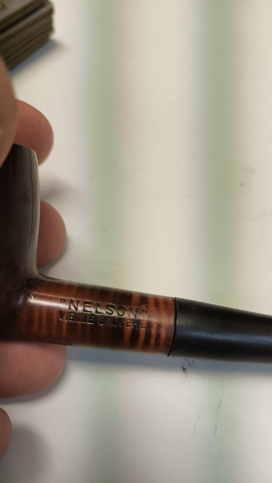 Image 1 of Pequeño mueble antiguo de roble para pipas, década de 1920. Accesorios para fumar. 