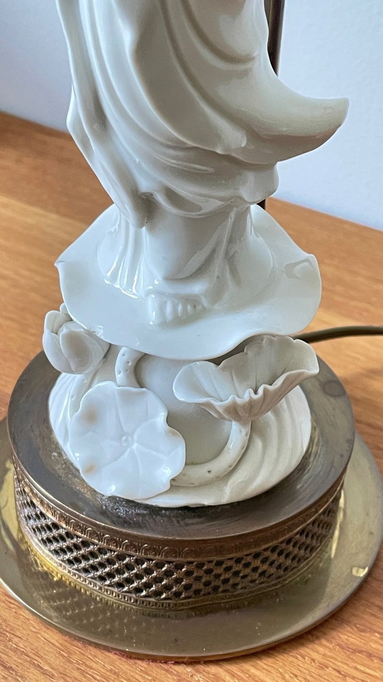 Image 1 of Geisha lamp Chinese porcelain Early 20th century