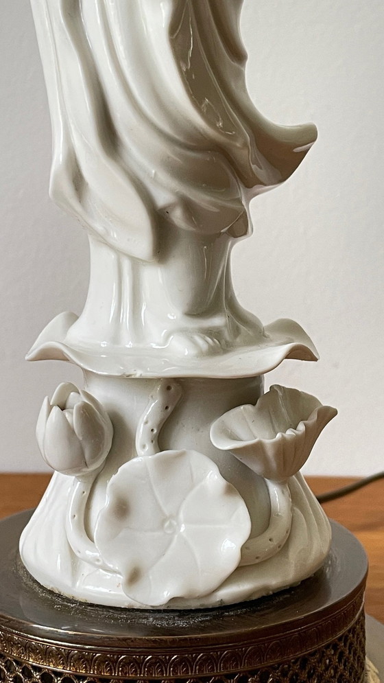 Image 1 of Geisha lamp Chinese porcelain Early 20th century