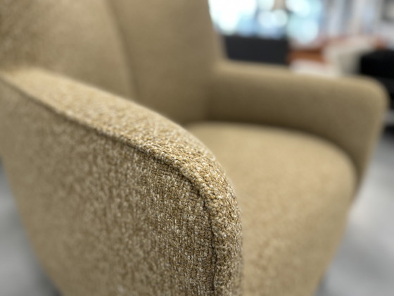 Image 1 of Leolux Evidence Santosa Armchair Fabric