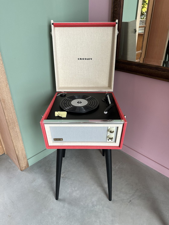 Image 1 of Record player Crosley Bermuda + 2 Cases Records