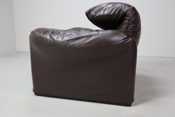 Image 1 of Pair Of Maralunga Leather Armchairs By Vico Magistretti For Cassina, 1974.