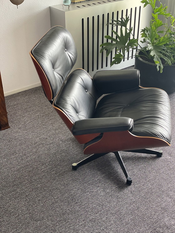 Image 1 of Vitra Charles & Ray Eames armchair